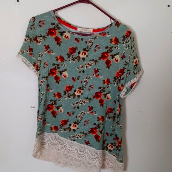 Rewind Tops - Rewind rose floral lace bottom shirt
